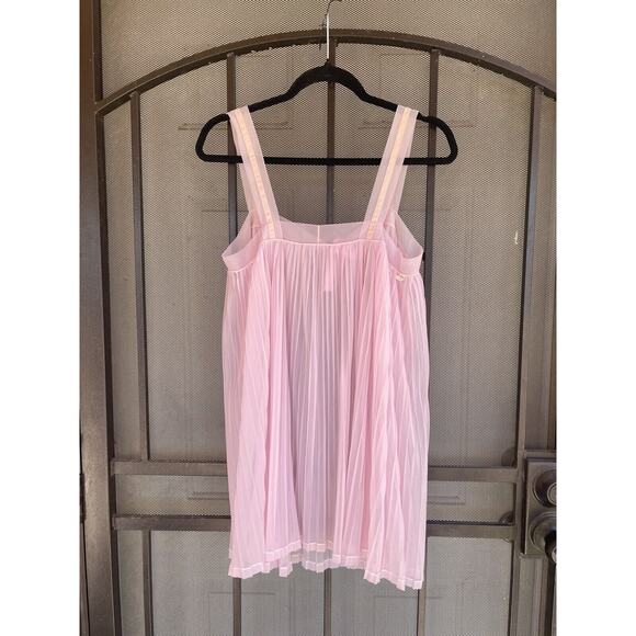 *Wounded Bird* 60s Roger’s Blush Pink Sheer Accordion-pleated nightie Sz. Med - Picture 3 of 7